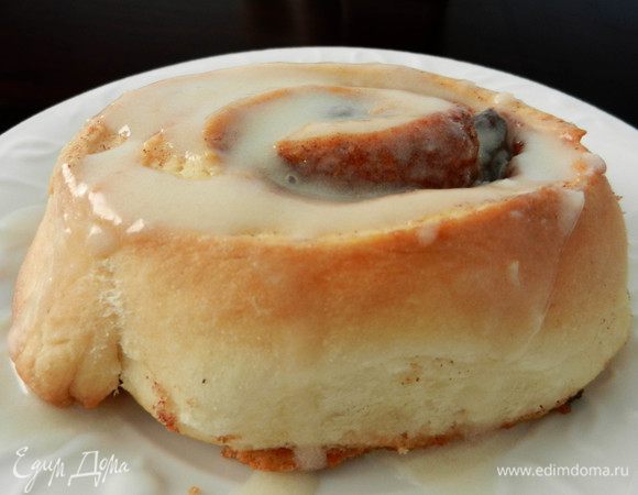 Дать рулетам остыть и полить глазурью.
ПРИЯТНОГО АППЕТИТА!