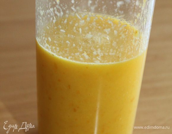 Получилось 600 мл апельсинового пюре.