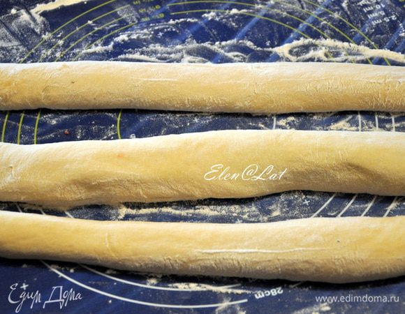 Теперь свернуть наши прямоугольники рулетами.
