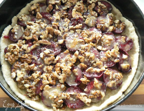 распределите орехи на сливы