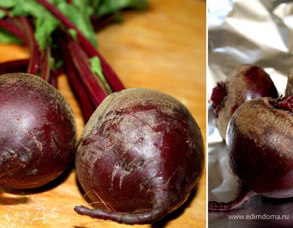 Свеклу упаковать в фольгу и запечь в духовке при 200*С (около 30 минут). Остудить, очистить и разрезать на дольки.
