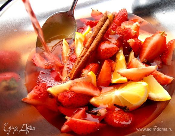 Вливаем любое вино...