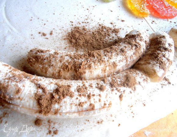 С этой стороны корица просыпалась))), но убирать не стала... Корицы много не бывает!!!