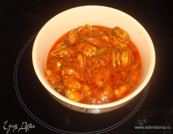 имбирь чистим и режим мелким кубиком.