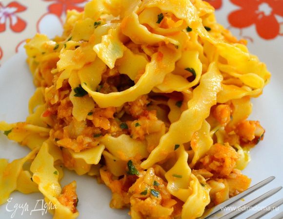 Разложить по тарелкам и подавать. Приятного аппетита!