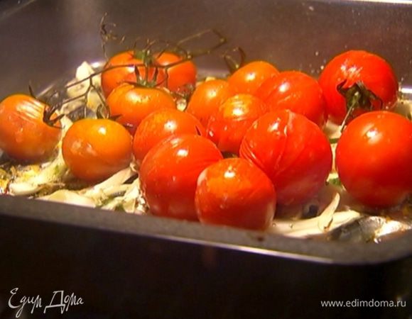 Отправить противень под гриль на 5–7 минут.