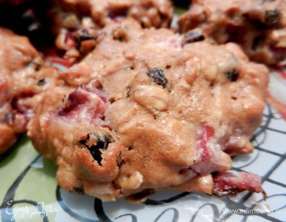 Выпекать минут 20 - 25, чтобы ушла лишняя влага. Охладить. 