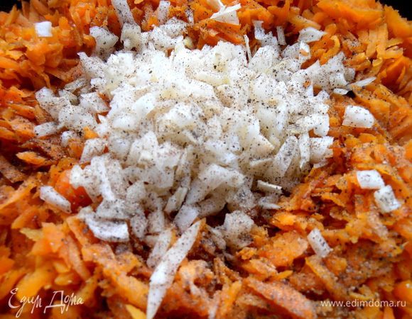 И здесь прилично перчим, солим крупной солью...