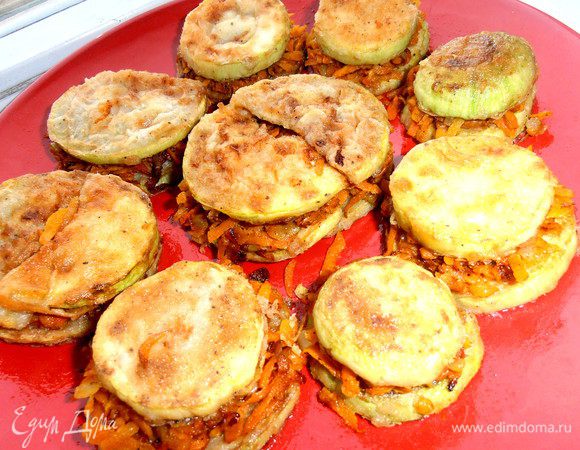 Третий слой-кабачки...