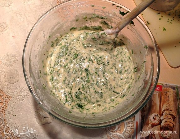 Аккуратно ввести оставшиеся белки в тесто.