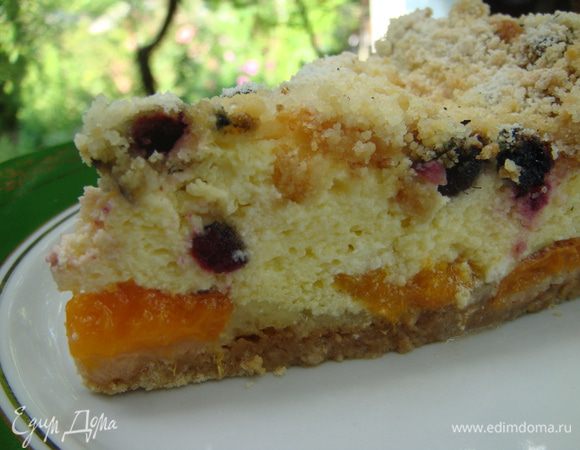 Девочки,...заварила кофе Ирландские сливки, с этим пирогом это что-то.... Рай, господи, так вкусно, тонкий запах абрикоса, именно тонкий, корочка-такая хрустящая, рассыпчатая и нежная.. Прелесть. Повторите, обязательно именно так повторите, мечта**..