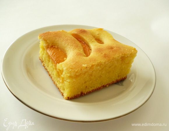 А это Леночкин кукурузный пирог,только у меня он с абрикосами.Очень вкусный,рекомендую испечьhttp://www.edimdoma.ru/retsepty/56014-pirog-s-chereshney-na-kukuruznoy-muke