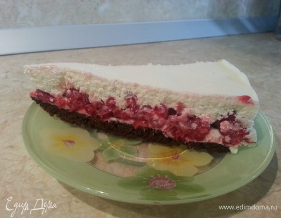 Получился свежий и легкий десерт! Угощайтесь!  (не обессудьте за сервировку, все хотели десерт).