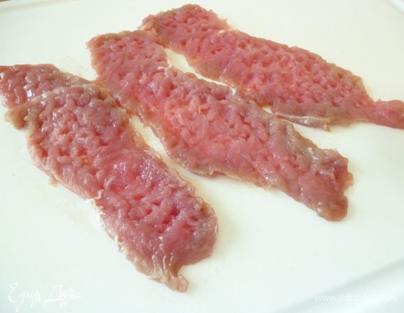 С помощью молоточка хорошо отбить