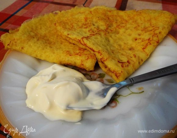 В них можно свернуть любую начинку (сметану, мандариновый джем и т.д.).