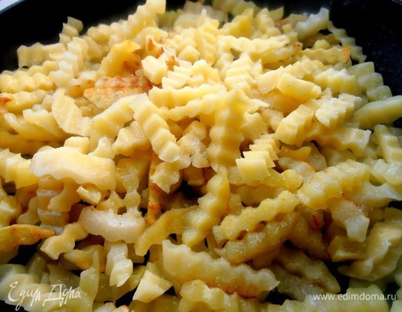 Жарим на растительном масле, посыпав крупной солью, как Вы обычно жарите...