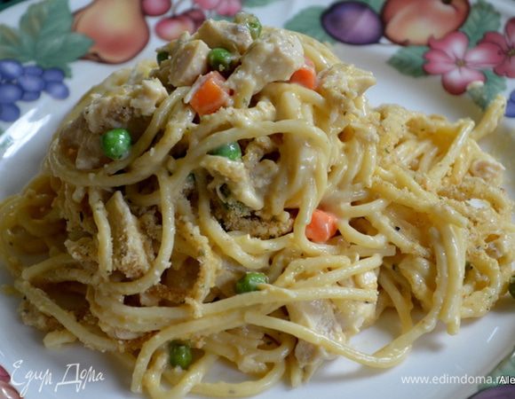 Подаем порциями на блюдах. Приятного аппетита.