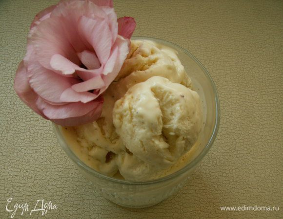 И ещё великолепный тандем: семифреддо от Катюшиhttp://www.edimdoma.ru/retsepty/32316-morozhenoe-semifreddo-gotovim-doma — моё самое любимое семифреддо. Катюша, спасибо!!!