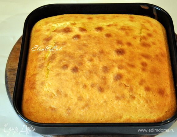  И выпекать в разогретой заранее до 180С духовку примерно 15-20 минут. Верх должен быть светло-золотистый.