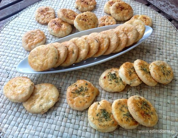 А затем .....сразу на стол.... Очень пикантные штучки!!!)))