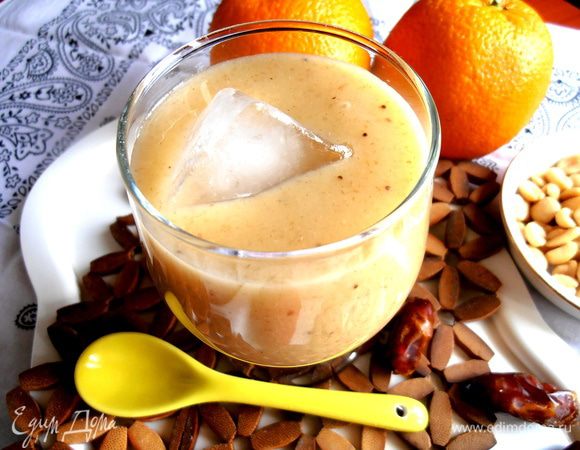 Пара кубиков льда не помешает в жару)))