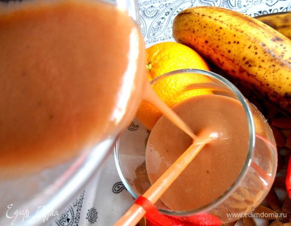 Взбиваем и сразу переливаем в стакан...