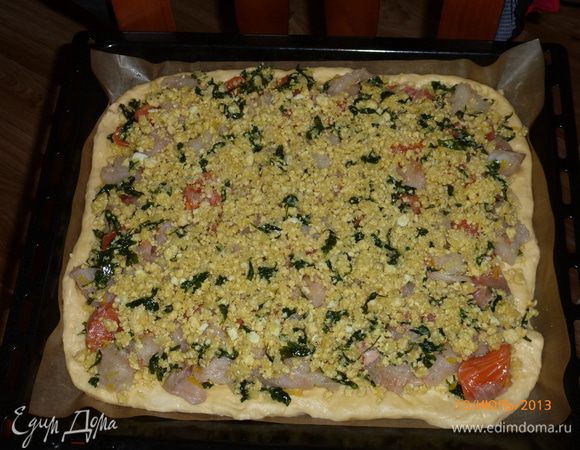 ... оставшуюся яичную смесь.