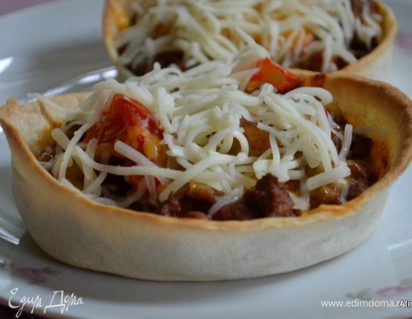 Подаем горячими, поверх можно выложить сыр свежий протертый .  Приятного аппетита.