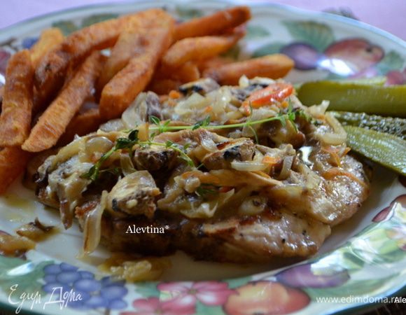 Подаем к столу. Приятного аппетита.