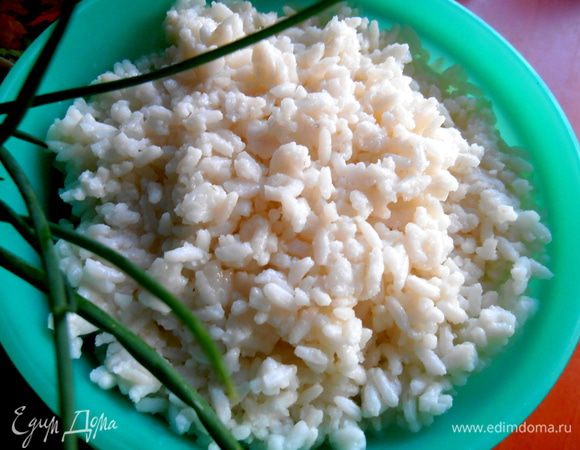 Рис отвариваю всегда заранее для нескольких блюд и гарниров...