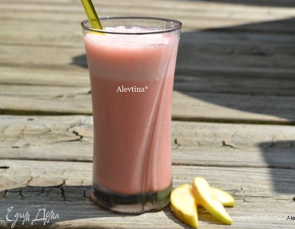 Подаем тут же, украсив ломтиками яблока.