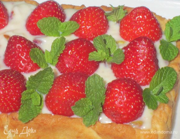 Перед подачей посыпать оставшейся сахарной пудрой. Приятного аппетита:)