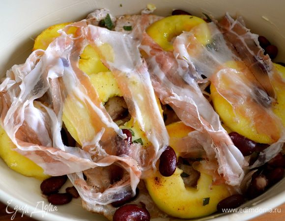 ....и полосочки бекона. 