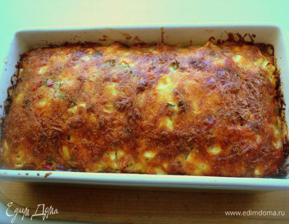 Запекать в духовке при температуре 200 градусов 40-45 минут. Готовый кекс охладить.