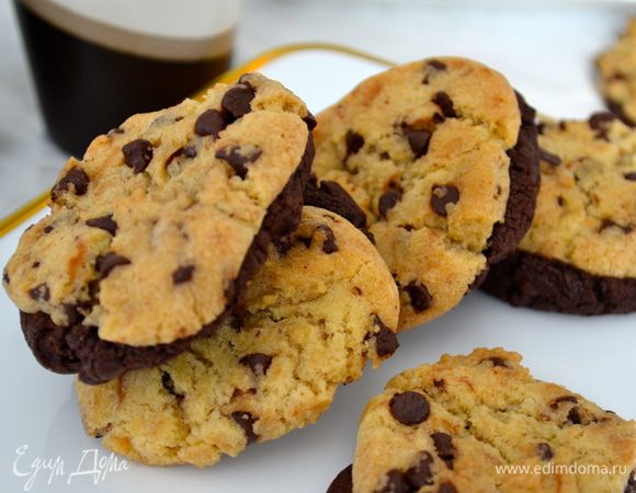 ОЧЕНЬ вкусно с чашкой молока!!! ))) Ну, и с чаем-кофе тоже отлично!!! Угощайтесь! 