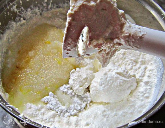 Взбить миксером.