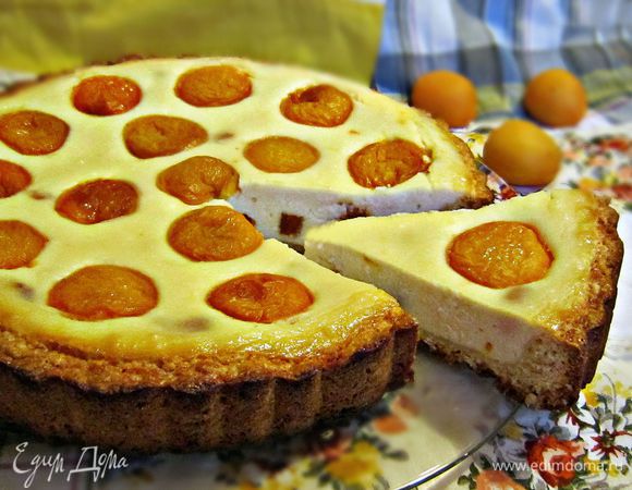 Я пекла пирог вечером. И на утро, этот пирог, да с чашечкой  ароматного кофе...ммм...Поверьте,это - чудесно!!!
