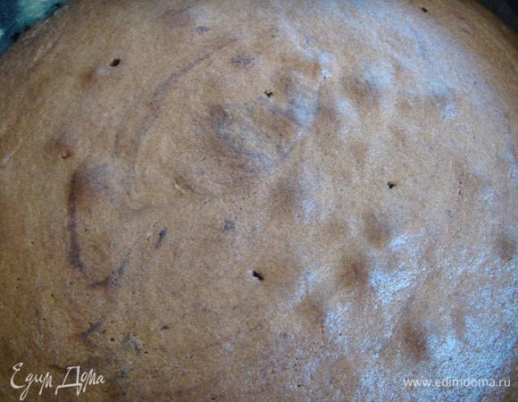 я пекла быстро, эффект мы знаем, вам же рекомендую не спешить. Бисквит все равно удался, но мысль о том, что он мог быть выше покоя до сих пор мне не дает!!;Р)