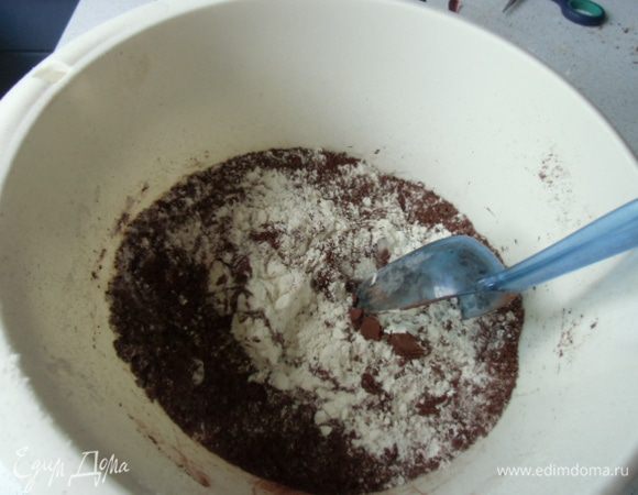 Смешать все сухие ингридиенты