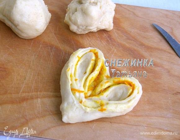 Выворачиваем. Формируем сердце.