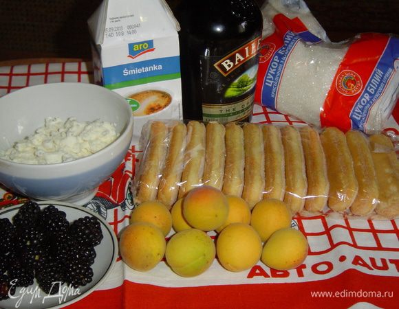 Начинаем с подготовки всех ингредиентов для приготовления десерта.