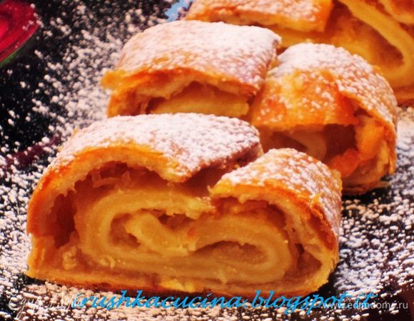 Очень нежный и вкусный рулет от Екатерины ЮГОСЛАВСКИЙ ЯБЛОЧНЫЙ РУЛЕТ http://www.edimdoma.ru/retsepty/56157-yugoslavskiy-yablochnyy-rulet Рекомендую делать сразу двойную порцию..очень вкусмо!!!Катюша,спасибо за рецепт, уже повторила его несколько раз!!!