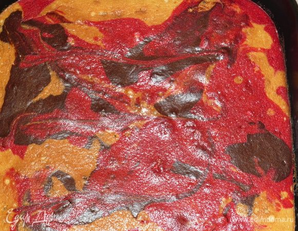 а теперь эту кулинарную картинку надо сохранить. скорее ее в духовочку градусов на 180-200 мин на 40-50. это у кого какая печка дома. моя нагревается с полпинка. и остывает тоже мгновенно