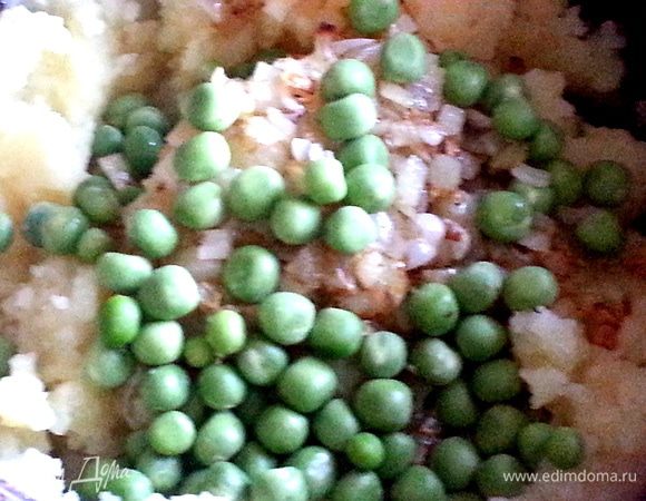 Свежий зелёный горошек оказался очень кстати..., он внёс "изюминку" блюду)))
