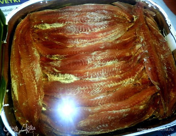 Решили мы открыть банку анчоусов к картошечке)))