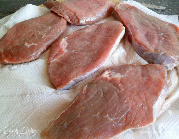 Филе телятины помыть и обсушить бум. салфетками