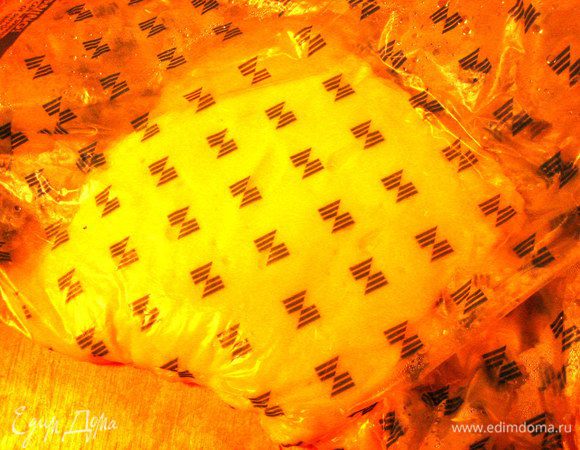 Вот результат через три минуты...Но сыр у всех разный,поэтому время плавления тоже потребуется разное...