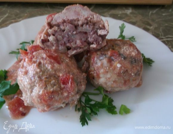 Ставим в духовку и запекаем 40-50 минут при температуре 180 гр.
подаём с любым гарниром.