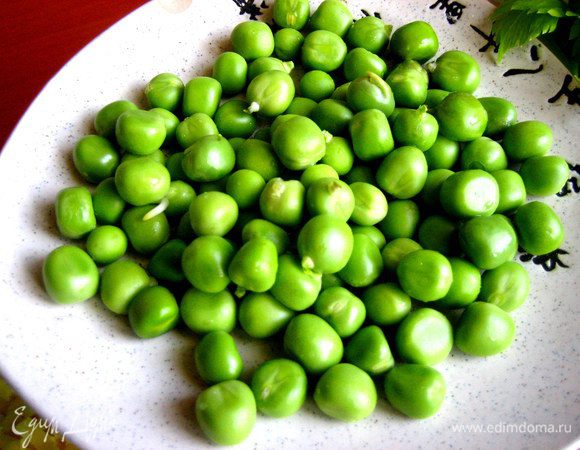 Горошек свежий, с огорода.