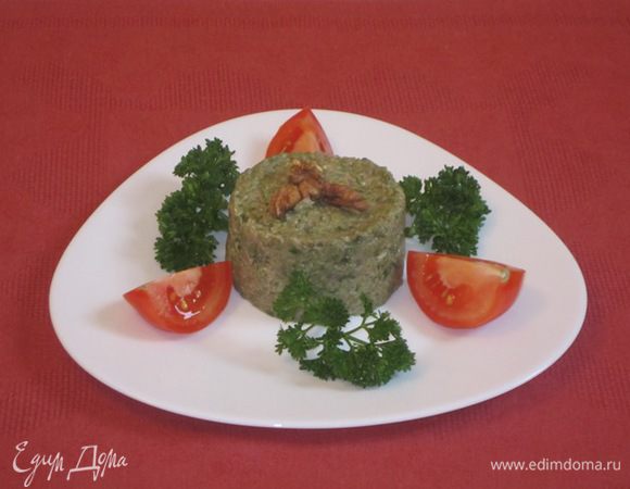 Можно скатать шарики, можно выложить через кольцо.